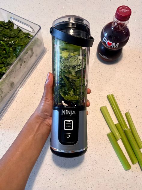 Ninja Blast Portable Blender Review | POPSUGAR Home Ninja Juice Recipes, Ninja Blender Smoothies, Frozen Summer Cocktails, Ninja Smoothie Recipes, Blender Recipes Smoothies, Ninja Blender Recipes, Ninja Smoothies, Smoothie Aesthetic, Travel Blender