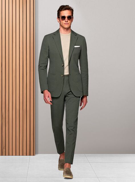 A stylish blend of comfort and class with an olive green suit paired with a beige crew neck T-shirt and tan suede loafers. A perfect outfit for a polished yet relaxed look that stands out in any setting. Olive Green Blazer Outfit Men, Olive Outfit Men, Suede Loafers Men Outfit, Heeled Boots Outfit, Blazer Casual Outfit, Olive Green Outfit, Green Suit Men, Loafers Men Outfit, Green Suit Jacket