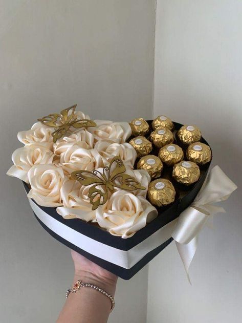 Valentine’s Day Eternal Roses, Mother’s Day Eternal Bouquet, Number Gift Ideas, Best Floral Arrangements, Forever Lasting Bouquet, Ribbon Rose Box, Ribbon Flower Ideas, Eternal Flowers Ideas, Chocolate Box Gift Diy