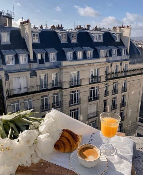 Paris Dream, Parisian Aesthetic, Paris Vibes, French Lifestyle, Parisian Lifestyle, Parisian Life, Paris Aesthetic, City Of Love, Dream Lifestyle