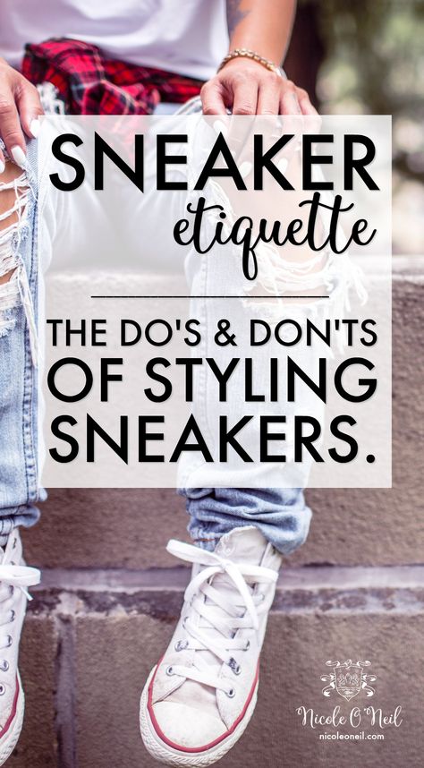 Smart Casual With Sneakers Women, Work Clothes With Tennis Shoes, Best Sneakers With Jeans, Womens Jeans And Sneakers Outfits, Outfits With Athletic Sneakers, Trendy Outfits With Sneakers, High Sneakers Women Outfit, Work Outfit With Jeans And Sneakers, How To Style Orange Sneakers