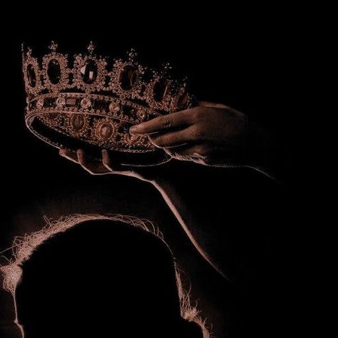 Dark Crown Aesthetic, Diligence Aesthetic, Queen Clarion Aesthetic, Royal Aesthetic Queen, Fantasy Queen Aesthetic, Dark Royalty Aesthetic, Royalty Core, Fantasy Crown, Crown Aesthetic