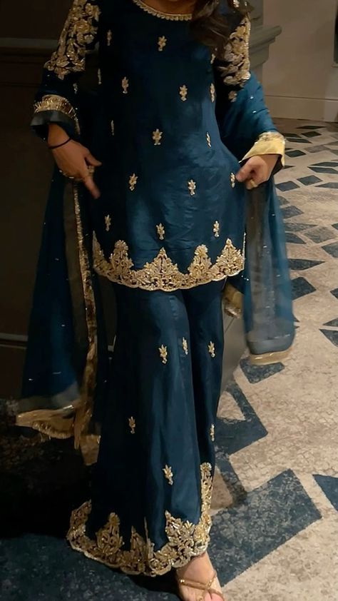 #fashion #outfits #dress #casualdress #fashiondress #indiandress #indianoutfits Dark Blue Pakistani Dress, Pakistani Hijabi Outfit, Blue Suits Women Indian, Blue Pakistani Suit, Traditional Pakistani Dresses, Hindi Fashion, Eid Clothes, Desi Dress, Suit Pakistani