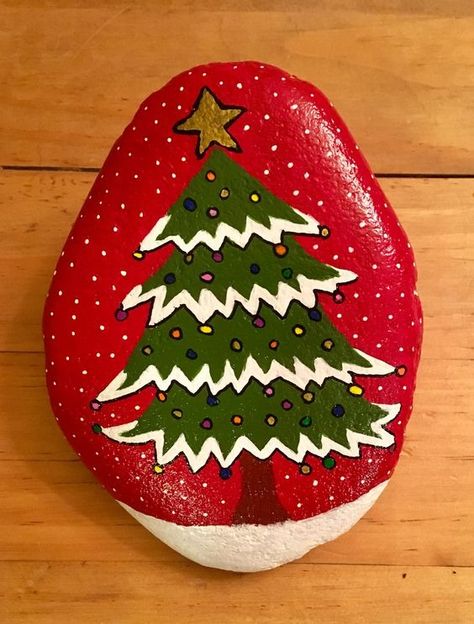 30 Cute Christmas Rock Painting Ideas - Nikki's Plate Christmas Stone Painting Ideas, Christmas Rock Painting Ideas, Christmas Rock Painting, Christmas Pebble Art, Rock Painting Ideas, Stone Art Painting, Painted Rocks Kids, Christmas Arts And Crafts, Christmas Rock