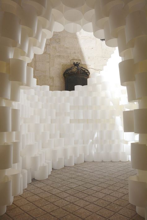 studio 3A constructs inhabitable paper pavilion without the need for bolts or glue Paper Art Installation, Paper Clouds, Paper Installation, Paper Architecture, Paper Art Design, Rainbow Parties, Lighting Concepts, Installation Design, Land Art