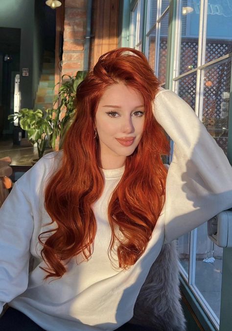 Pretty Red Hair, Copper Red Hair, Hair Color Orange, Red Hair Inspo, Ginger Hair Color, Hair Color Auburn, Copper Hair Color, Long Red Hair, Auburn Hair