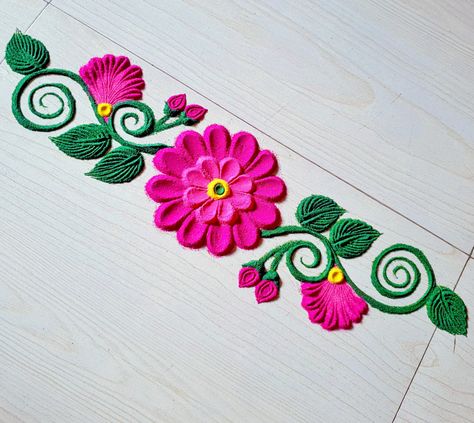 Rangoli Designs For Sides, Side Rangoli Designs Diwali, Horizontal Rangoli Designs, Border Simple Rangoli, Rangoli Border Designs Latest, Rangoli Designs Easy Free Hand Diwali, Simple Side Rangoli Designs, Rangoli Side Designs Latest, Rangoli Designs Latest Boder