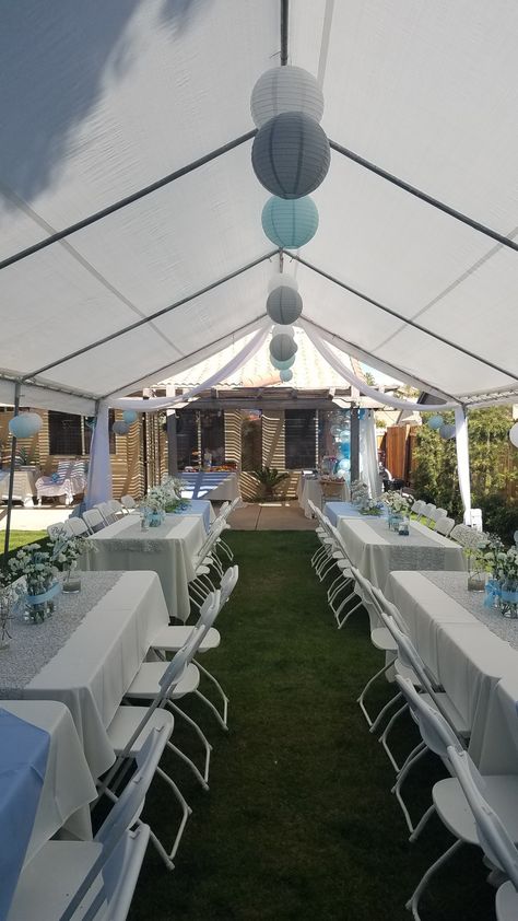 Backyard Patio Dinner Party, Outdoor Tent Graduation Party, Tent In Backyard For Party, Decorating Backyard For Party, Outside Baby Shower Ideas For Boys, Small Tent Party Ideas Backyards, Backyard All White Party Ideas, Outdoor Tent Decorations Backyards, Backyard Party Backdrop