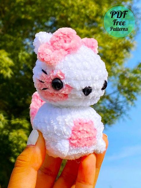 Kitty Amigurumi, Amigurumi Cats, Chat Halloween, Felt Yarn, Cat Amigurumi, Crochet Plush, Crochet Animals Free Patterns, Crochet Design Pattern, Bobble Stitch