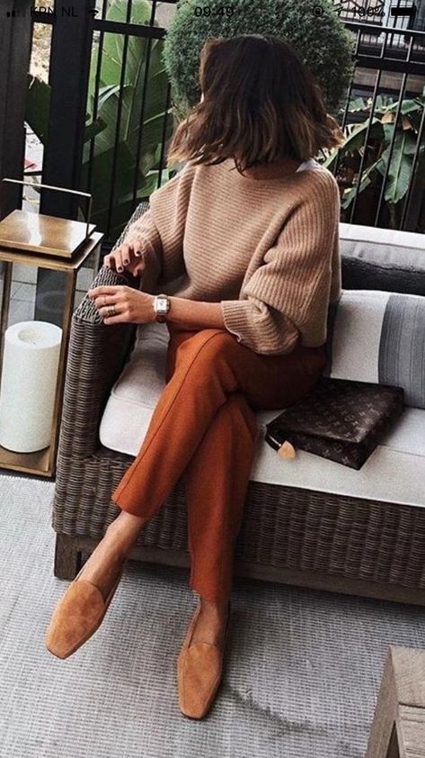 Elegance Dress, Trendy Date Night Outfit, Luxury Photography, Best Winter Outfits, Outfit Mujer, Classy Fashion, Trendy Fall, Fashion Tips For Women, Fashion Mistakes