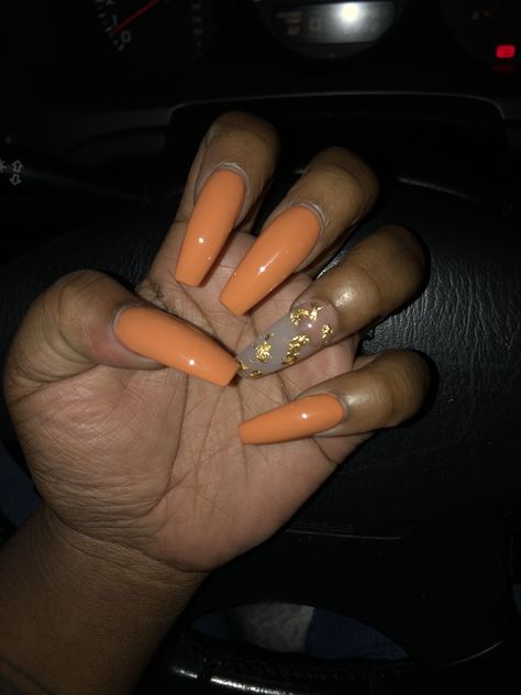 Time for autumn colors.  Coffin shaped burnt orange nails with gold leaf foil design Brown And Orange Nails Design, Grey And Orange Nails, Fall Color Nails Acrylic, Ballerina Gel Nails, Nails With Gold Leaf, Orange Fall Nails, Burnt Orange Nails, Square Nails Ideas, Nail Options