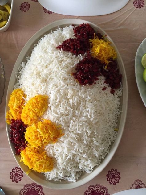 Iran Food, Decorações Com Comidas, Persian Cuisine, Iranian Food, Amazing Food Decoration, Catering Ideas Food, Food Carving, Easy Food Art, Food Displays