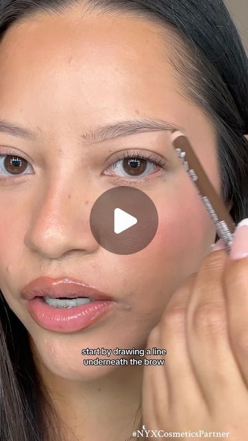 Eyebrows Straight Shape, Eye Pencil Makeup Natural, Quick Eyebrow Tutorial, How To Fill In Eyebrows With Pencil, Brow Tutorial Natural, How To Fill In Eyebrows Naturally, Easy Eyebrow Tutorial For Beginners, How To Do Natural Eyebrows, Eyebrow Tutorial With Pencil