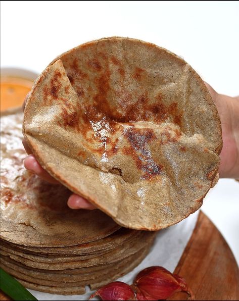 Does your Bajra Roti break? Try this easy to make, super-soft and delicious Bajra Roti Recipe. | roti | Does your Bajra Sogra break? Try this easy to make, super-soft and delicious Bajra Roti Recipe. You'll love it! :) | By Papa Mummy Kitchen - Facebook Bajra Roti, Roti Recipe, Quick Saves