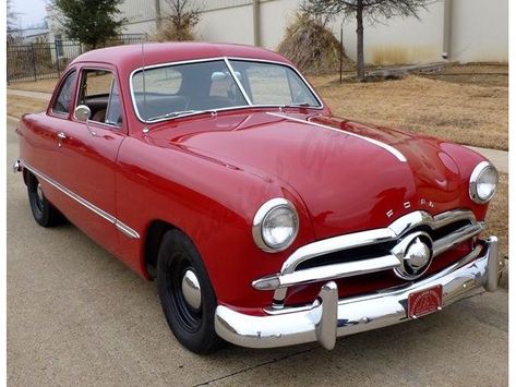 1949 Ford Coupe (CC-1062804) for sale in Arlington, Texas Antique Cars Vintage, 1949 Ford, Cool Old Cars, Vintage Muscle Cars, Ford Vehicles, Lovely Car, American Classic Cars, Ford Classic Cars, Old Fords