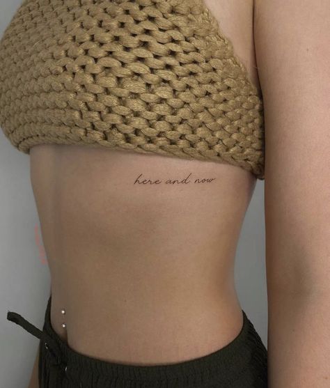 Small Rib Tattoos, Wörter Tattoos, Tato Minimal, Rib Tattoos For Women, Cool Tattoo, More Tattoo, Writing Tattoos, Petite Tattoos, Tattoo Ideas For Women