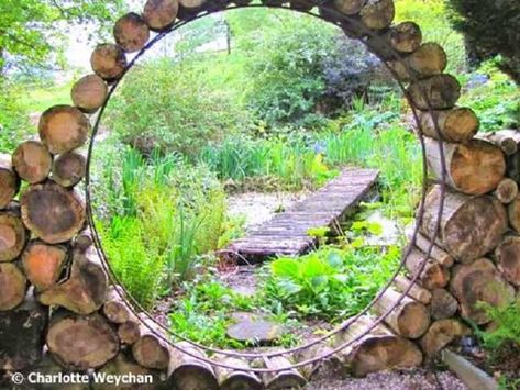 Japanese Landscape Design, Moon Gates, Moon Gate, British Garden, Moon Garden, Japanese Landscape, Traditional Landscape, Garden Pictures, The Secret Garden