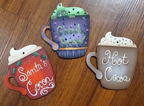 Christmas Theme Decorations, Christmas Polar Express, Diy Winter Wonderland, Coffee Cup Crafts, Diy Christmas Stocking, Christmas North Pole, Christmas Craft Show, Tole Painting Patterns, Wooden Cup