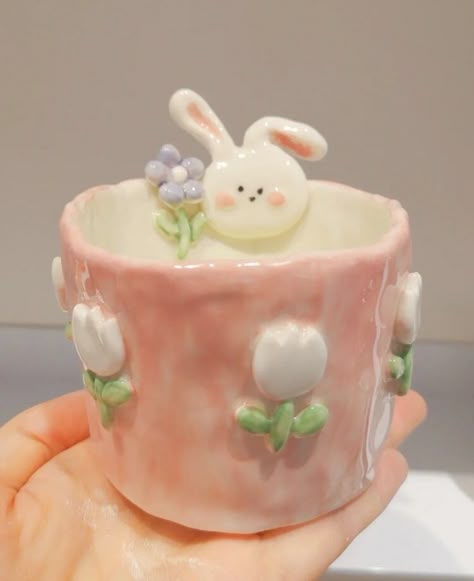 Unique Utensils, Beautiful Kitchenware, Handmade Bunny, Clay Mug, Clay Cup, Pretty Mugs, Clay Diy Projects, Clay Crafts Air Dry, Tanah Liat