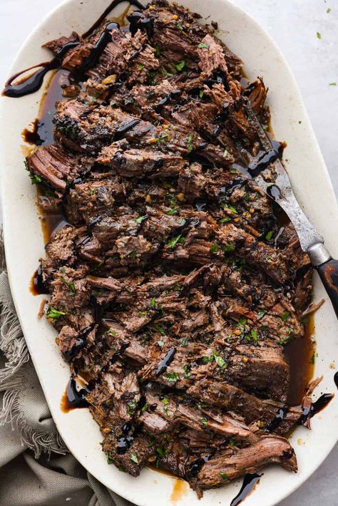 Slow Cooker Balsamic Beef Recipe | The Recipe Critic Slow Cooker Balsamic Beef, Recipes For Crockpot, Barbecue Rub, Savory Butternut Squash, Slow Cooker Italian Beef, Chuck Roast Recipes, Best Beef Recipes, Slow Cooker Recipes Beef, The Recipe Critic