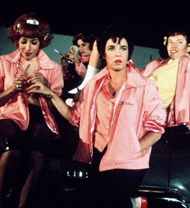 gg pink ladies Grease Fashion, Tough Girl Style, Pink Ladies Grease, Grease 1978, Grease Movie, Grease Is The Word, Teddy Girl, Film Vintage, Septième Art