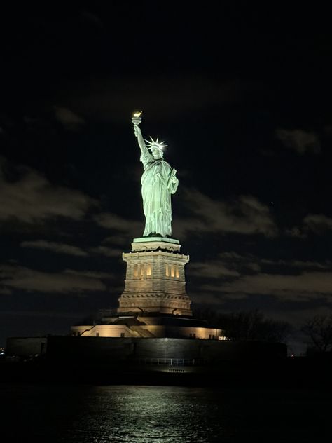 Statue of Liberty Statue Of Liberty At Night, Liberty Core, Statue Of Liberty Aesthetic, American Monuments, In Love In New York, Nyc Vision Board, Nyc Statue Of Liberty, Aesthetic Personality, Love In New York