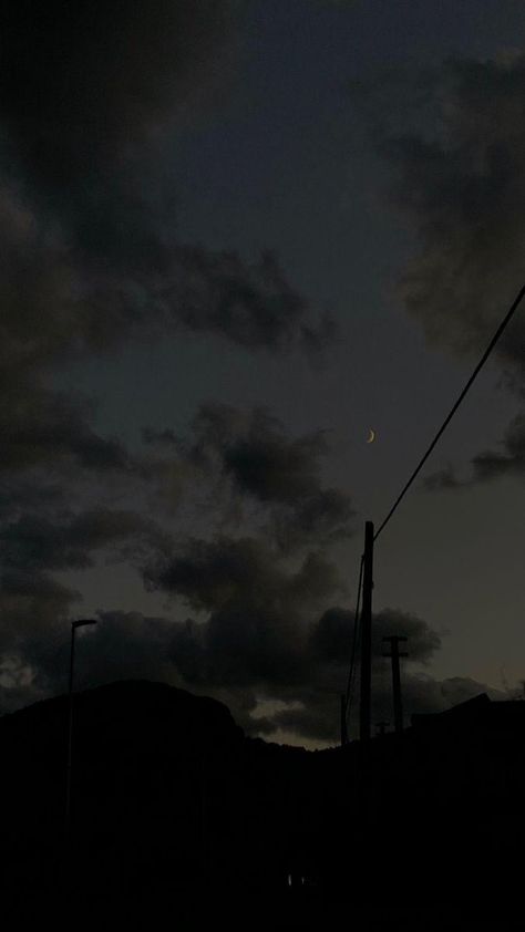 Grey Hour Wallpaper, Grey Hour, Night Landscape Photography, Night Sky Photography, Moon Clouds, Sky Pictures, Night Scenery, Night Landscape, Dark Clouds