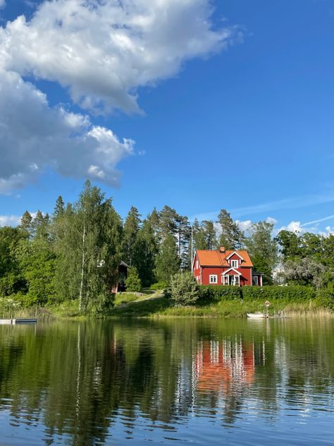 Swedish Countryside Aesthetic, Summer House Sweden, Swedish Summer Cottage, Swedish Lake House, Summerhouse Aesthetic, Scandinavian Lake House, Swedish Summerhouse, Sweden In Summer, Swedish Summer Aesthetic