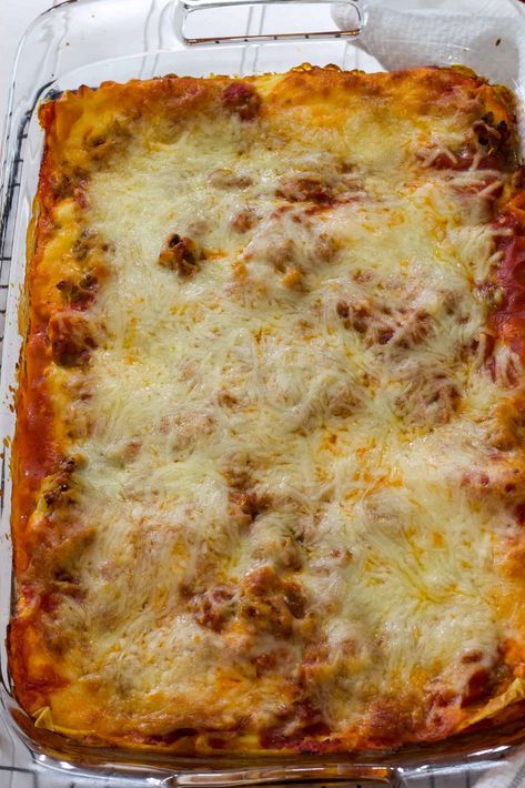 Lasagna With Prego Sauce, 9x9 Lasagna Recipe, Lasagna With Cooked Noodles, Lasagna Recipe Without Cooking Noodles, Lasagna Recipe With Marinara Sauce, Easy Oven Lasagna Recipe, Lasagna Recipe For Large Crowd, Lasagna With Spaghetti Sauce, Small Batch Lasagna Recipe