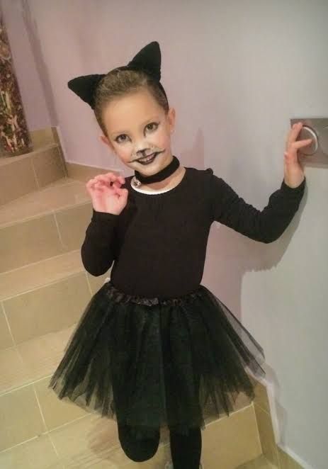 Black Cat Costume For Kids, Toddler Cat Costume, Cat Costume Makeup, Football Halloween Costume, Cat Costume Kids, Halloween Makeup For Kids, Cat Costume Diy, Cat Halloween Makeup, Kat Diy