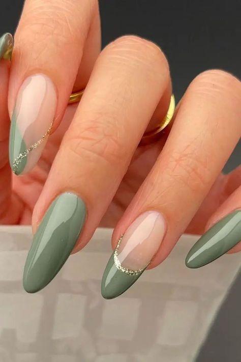 This almond French nail design takes the minimalist approach with a soft sage green tip, accented with a delicate glitter line. The contrast of nude and green makes this look timeless yet modern. Almond French Nail, Square Short Nails, French Nails Ideas, Nail Art Vert, Nails Square Short, Nail Extensions Acrylic, Line Nail Art, Soft Sage Green, Green Nail Art