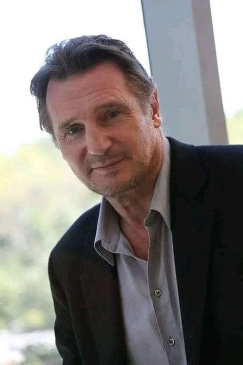 Liam Neeson Movies, Smash Or Pass, Doctor Picture, Hollywood Men, Movie Aesthetic, Liam Neeson, Mr Right, Human Reference, Heath Ledger