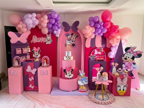 Minnie Bowtique Birthday Party, Minnie's Boutique Birthday, Minnie’s Boutique Party, Minnie Mouse Boutique Party Ideas, Minnie’s Bowtique Party, Minnie’s Bowtique Birthday Party, Minnie Boutique Birthday Party, Minnies Bowtique Party, Minnie Bowtique Party