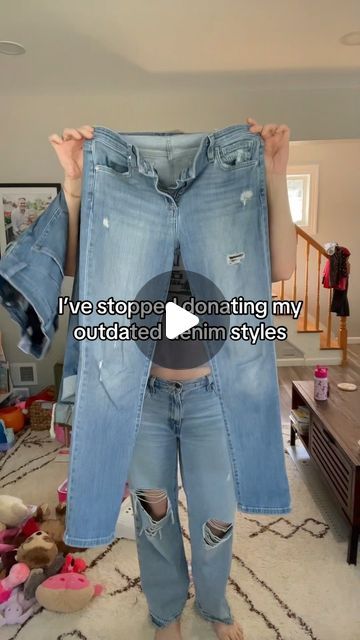 Maggie Nelson on Instagram: "I’m just a girl who knows that over 2 million tons of perfectly good denim ends up in landfills every year 👖 #sustainablefashion #sewing #slowfashion #upcycledfashion #vintagefashion #thriftstorefinds #thriftflip #underconsumption #upcyclingfashion @levis @americaneagle @gap" Repurposing Denim Jeans, Clothes Makeover Upcycling, Denim Shirt Refashion Diy, Upcycle Too Small Jeans, Diy Sewing Clothes Upcycling Old Jeans, Applique Jeans Diy, Denim Applique Ideas, Jean Jacket Upcycle Ideas, Upcycle Clothes Diy Refashioning Trash To Couture