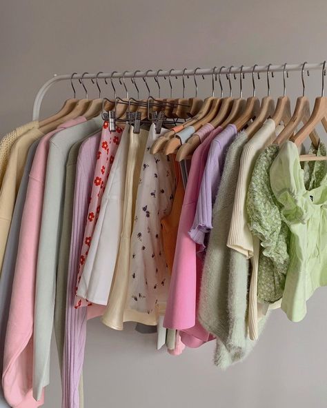 Kelly Cousineau 🤎 on Instagram: “Rainbow aesthetic 🌼🌷🪐🌤🦋” Cole Sprouse Aesthetic, Clothing Rack Bedroom, Closet Organisation, Sewing Aesthetic, Clothes Closet Organization, Classy Bedroom, Pastel Outfit, Pinterest Room Decor, Rainbow Aesthetic