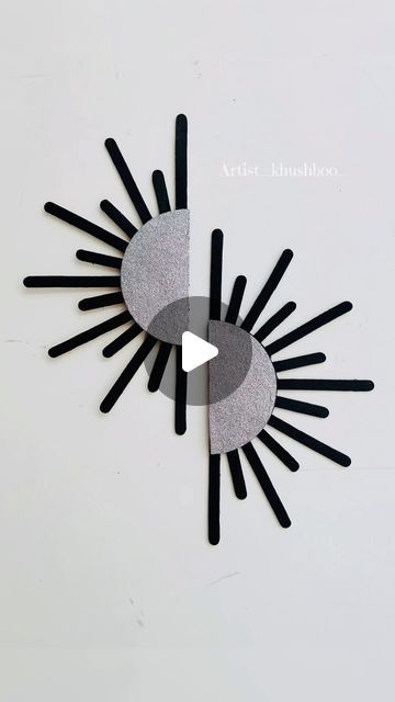 Craft Ideas With Sticks, Aesthetic Wall Hanging Diy, Wallhanging Aesthetic, Cardboard Crafts Decoration Wall Art, Cardboard Wall Decor, Devi Sri Prasad, Aluminum Foil Crafts, Cardboard Crafts Decoration, Pushpa 2