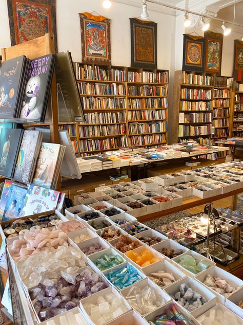 Boston small business bookstore metaphysical shop aesthetic Magical Shop Aesthetic, Occult Shop Aesthetic, Metaphysical Shop Aesthetic, Small Bookstore Aesthetic, Magic Shop Aesthetic, Metaphysical Shop Ideas, Crystal Shop Aesthetic, Legends And Lattes, Book Store Cafe