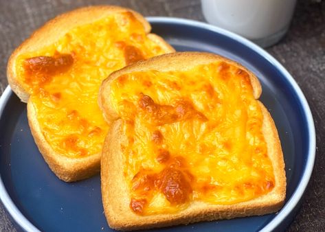 Air Fryer Cheese On Toast, Toasted Cheese In Air Fryer, Cheese Toast In Air Fryer, Air Fryer Cheese Toast, Cheese Toast In Oven, Air Fryer Toasted Cheese Sandwich, Air Fryer Toaster Oven Recipes, Pampered Chef Air Fryer, Air Fryer Cheese