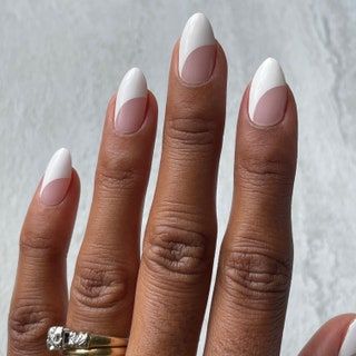 Modern French Manicure, Reverse French Manicure, Simple Gel Nails, Almond Shape Nails, Classy Acrylic Nails, Almond Nails Designs, Green Nail, Nails 2022, Almond Nail