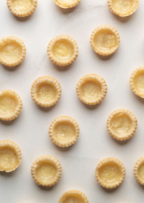 Gluten Free Mini Tart Shell, Mini Desserts Gluten Free, Gluten Free Tartlets, Gluten Free Bites, Shortbread Tarts Mini, Gluten Free Mini Pies, Mini Gluten Free Desserts, Gluten Free Petit Fours, Gluten Free Mini Desserts