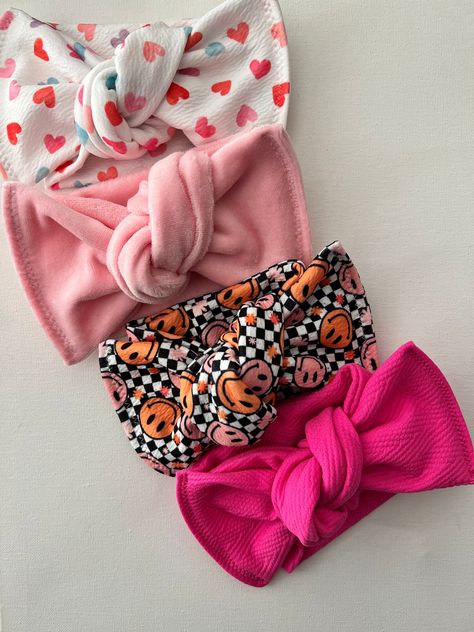 Tied Headband, Diy Baby Bows, Baby Clothes Country, Kids Accessories Fashion, Simple Headbands, Baby Turban, Headband Bow, Baby Bow Headband, Baby Inspiration