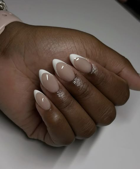 Classy Almond Nails, Gold Glitter Nails, Beige Nails, Work Nails, Short Square Acrylic Nails, Exotic Nails, Vacation Vibes, Almond Shaped, Oval Nails