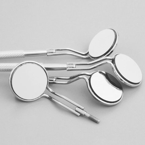 Nose Plastic Surgery, Dental Mirror, Mouth Mirror, Best Hand Tools, Dental World, Rhinoplasty Surgery, Nose Surgery, Dental Kids, Double Sided Mirror