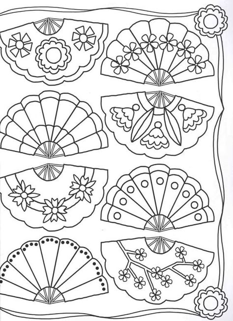 Fan Tattoo, Chinese New Year Crafts, Fan Drawing, Fotografi Vintage, New Year's Crafts, Paper Fans, Korean Art, Art Instructions, Chinese Patterns