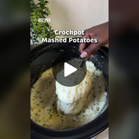 Mashed Potatoes In Crock Pot, Potato Side Dishes Crockpot, Crockpot Thanksgiving Sides, Crock Pot Mashed Potatoes Recipe, Crockpot Potato Recipes, Mash Potato Recipes, Crockpot Thanksgiving Recipes, Thanksgiving Crockpot, Crockpot Favorites