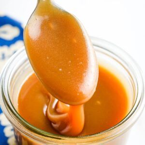 Caramel Sauce - Julie's Eats & Treats ® Life Love And Sugar, Microwave Caramels, Apple Recipe, Caramel Recipes Sauce, How To Make Caramel, Homemade Caramel Sauce, Salted Caramel Sauce, Pioneer Woman Recipes, Caramel Recipes