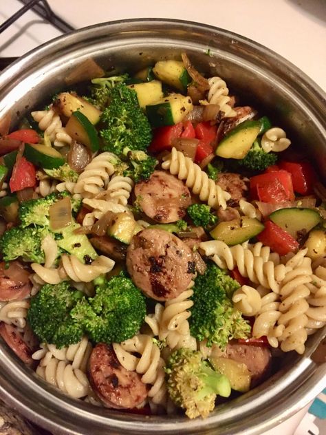 Chicken Sausage Pasta – Sister Hack Chicken Apple Sausage Pasta, Aidells Chicken Apple Sausage, Healthy Sausage Recipes, Zucchini Pasta Recipes, Smoked Sausage Pasta, Chicken Sausage Pasta, Chicken Sausage Recipes, Costco Chicken, Sausage Pasta Recipes