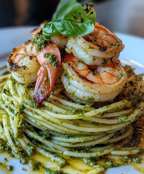 Shrimp Stack, Pesto Shrimp Pasta, Broccoli Potato Cheese Soup, Shrimp Pesto Pasta, Pesto Shrimp, Pasta Penne, Fettuccine Pasta, Low Carb Healthy, Homemade Pesto