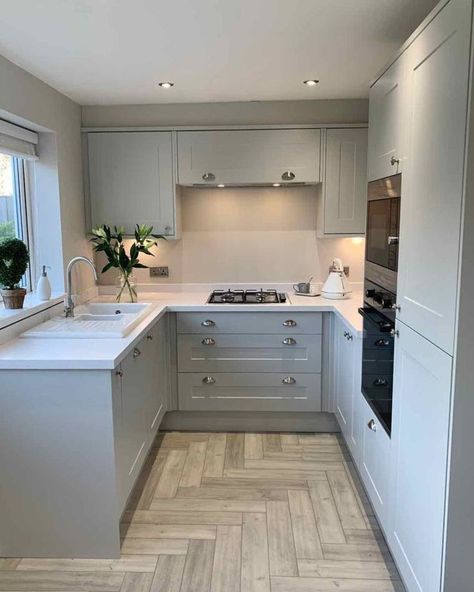 Kitchen goals 😍 We're obsessed with the classy and modern vibe our herringbone flooring gives to @amybates93 kitchen 🤍✨ Don't forget to tag us in your home transformations, we love to see them! 🫶 #wooltoncarpetcentre #flooringinspo #hometransformation #liverpoolflooring Howdens Dove Grey Kitchen, Howdens Bridgemere, Howdens Elmbridge Kitchen, Howdens Pebble Kitchen, Elmbridge Howdens, Howdens Kitchen Shaker, Kitchen Colours 2024, Shaker Style Kitchens Grey, Howdens Dove Grey