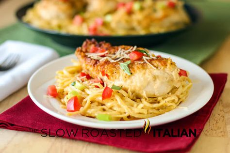 Best Ever Top 10 All Time Copycat Recipes Blanco Sauce, Chicken In White Wine Sauce, Copycat Salad, Chicken In White Wine, Slow Roasted Italian, Olive Garden Recipes, Italian Chicken Recipes, Restaurant Copycat, The Slow Roasted Italian